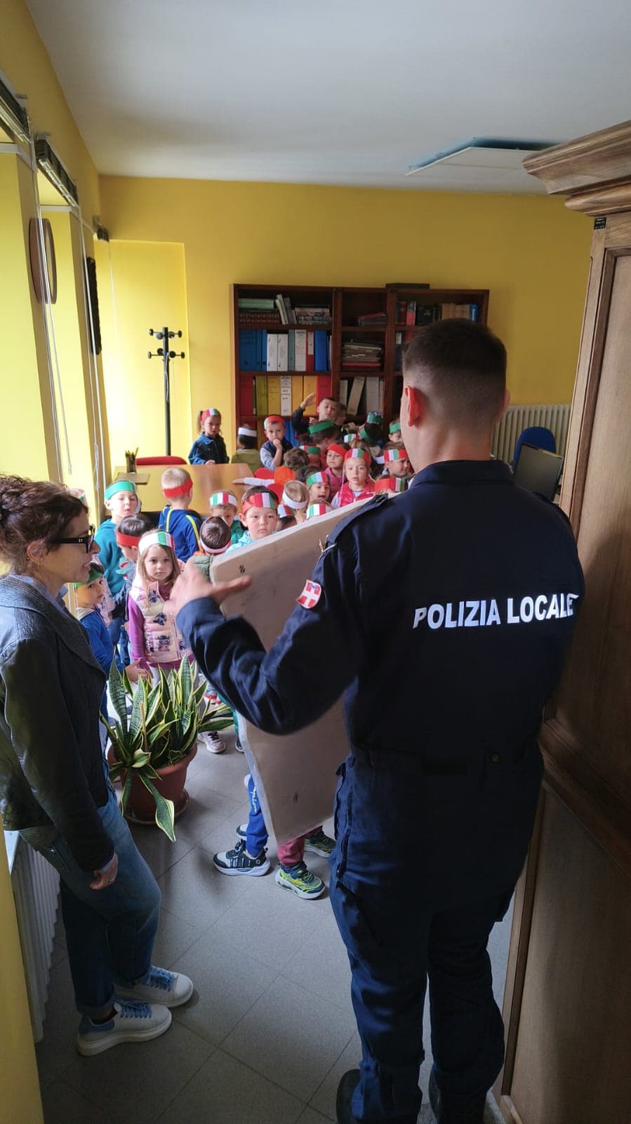 Educazione civica: incontro con la Polizia Locale